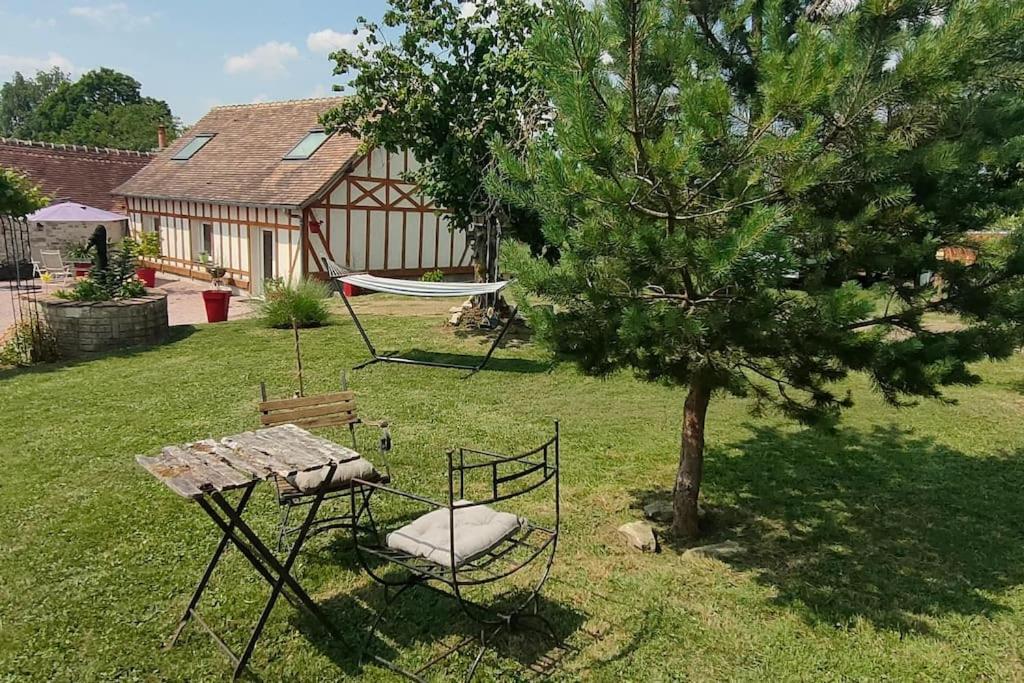 Les Lys Jolie Suite Parentale Privative Deux Adultes Avec Sdd Pertheville-Ners Buitenkant foto