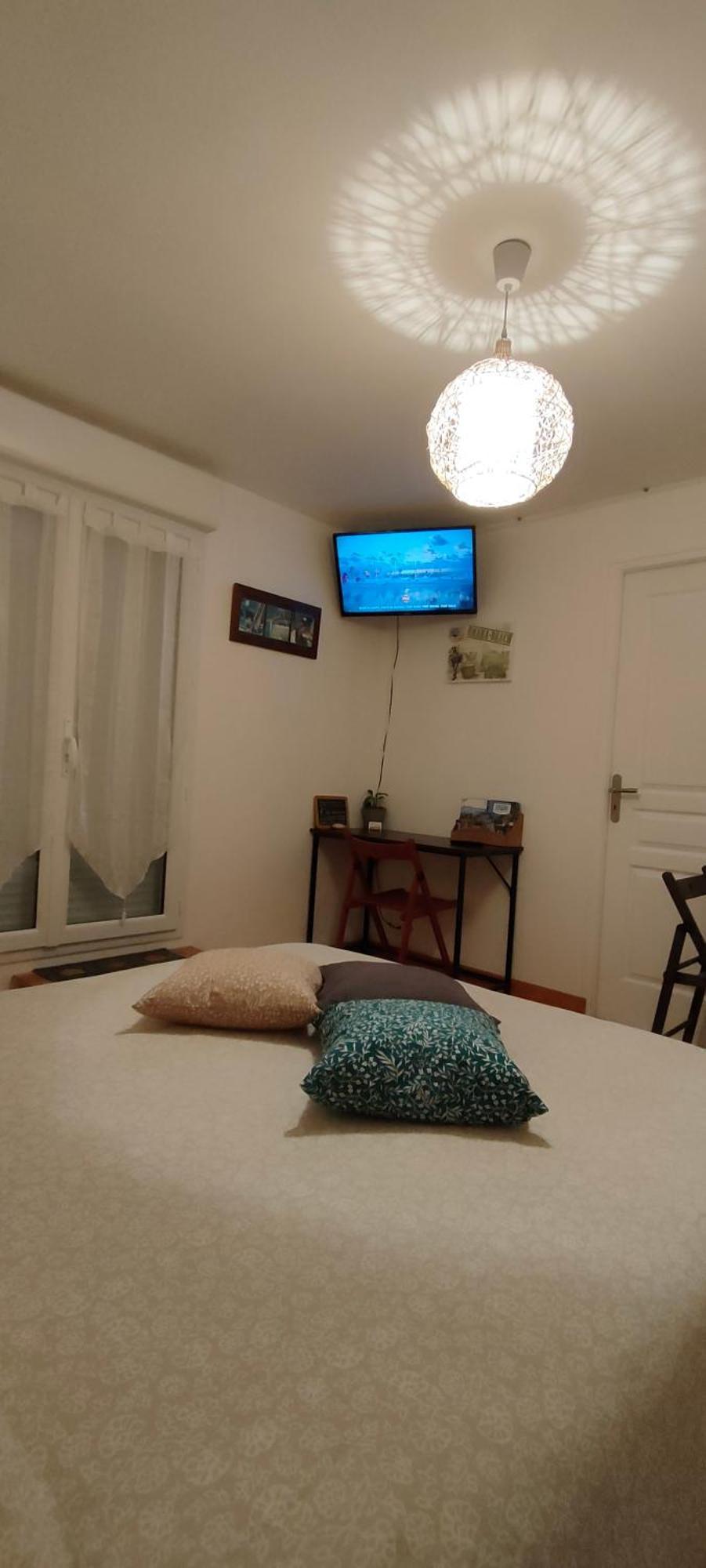 Les Lys Jolie Suite Parentale Privative Deux Adultes Avec Sdd Pertheville-Ners Buitenkant foto